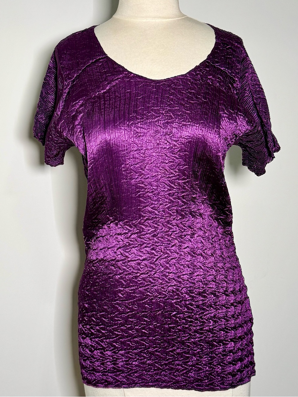 Gorgeous Sleek Purple Fitted Crinkle Top Vintage Y2K Sexy Bodycon Festival Glam